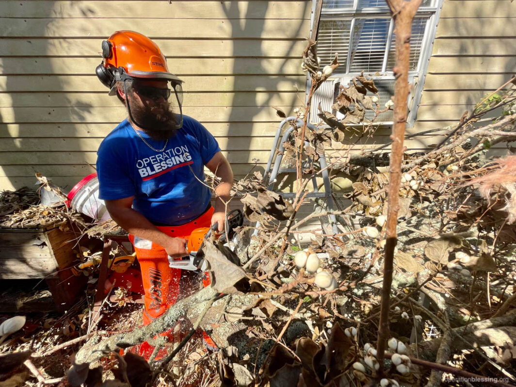 hurricane-ida-volunteers