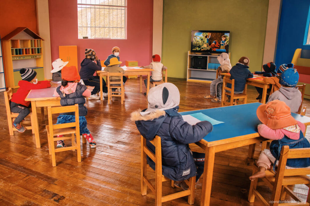 classroom-in-peru