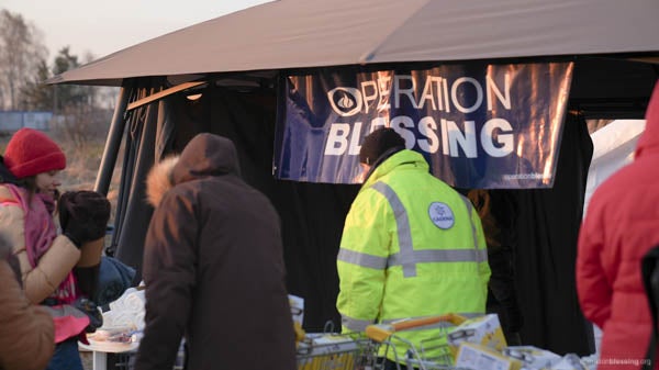 Operation Blessing tent helping Ukrainian refugees