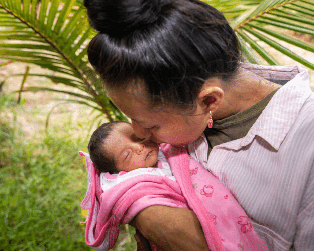 pregnant-peru-other-needed-help