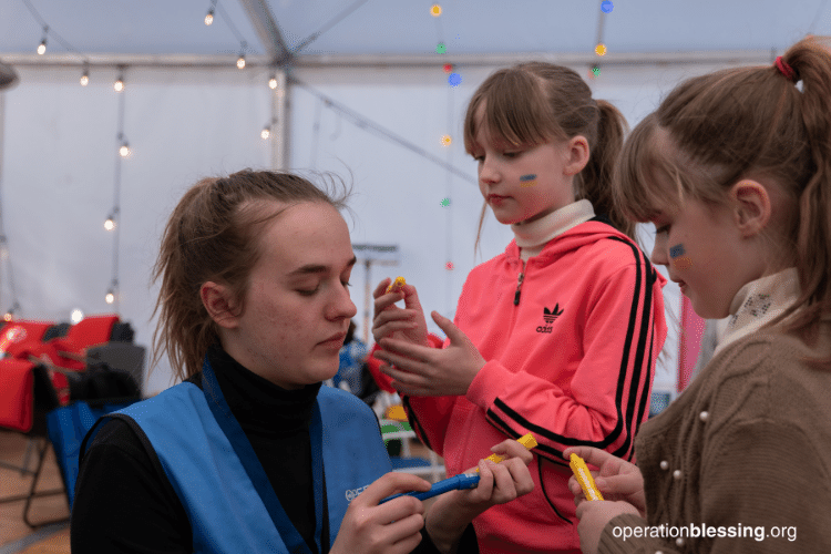 blessing ukrainian refugees