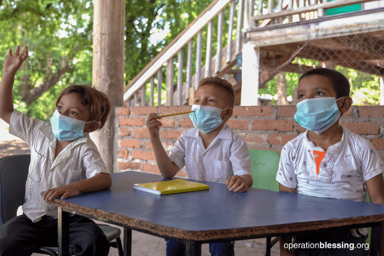 kids in honduras