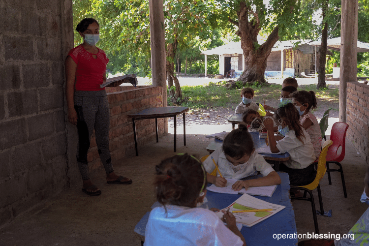 outdoor classroom honduras