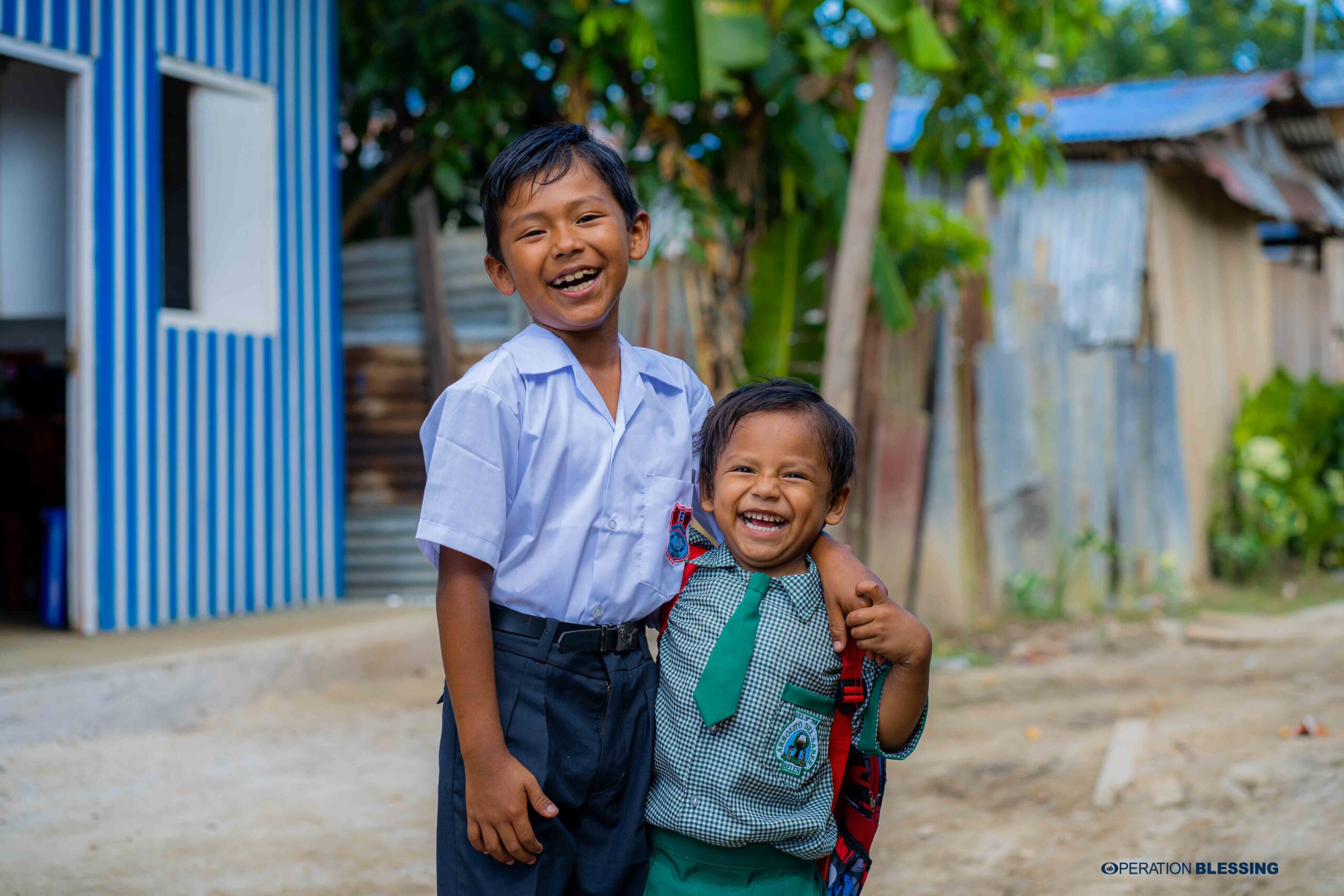 hunger-relief-peru-family