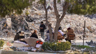 Help for Turkey earth quake victims