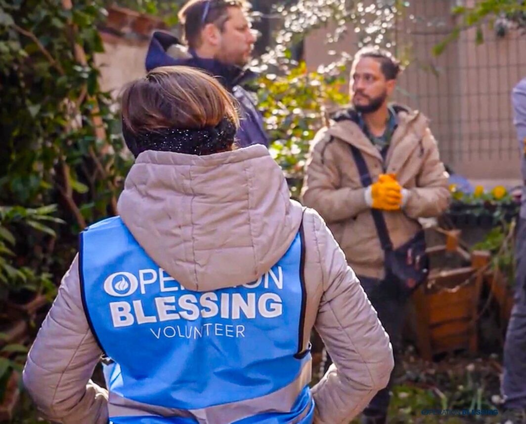 volunteers turkiye earthquake