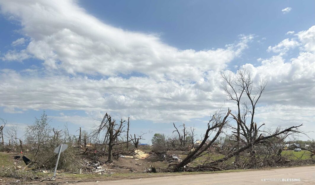 tornado relief for mississippi