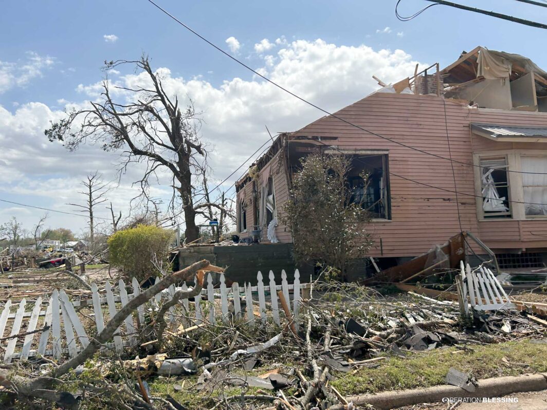 tornado damage in rolling fork, mississippi