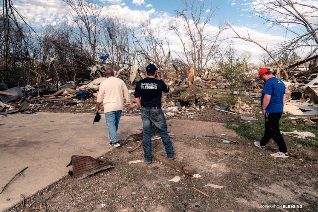 arkansas tornado relief