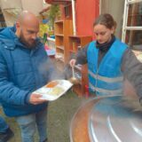Earthquake volunteers help survivors