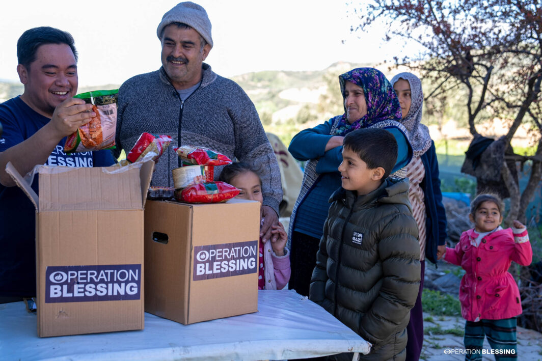 food boxes for earthquake hunger relief