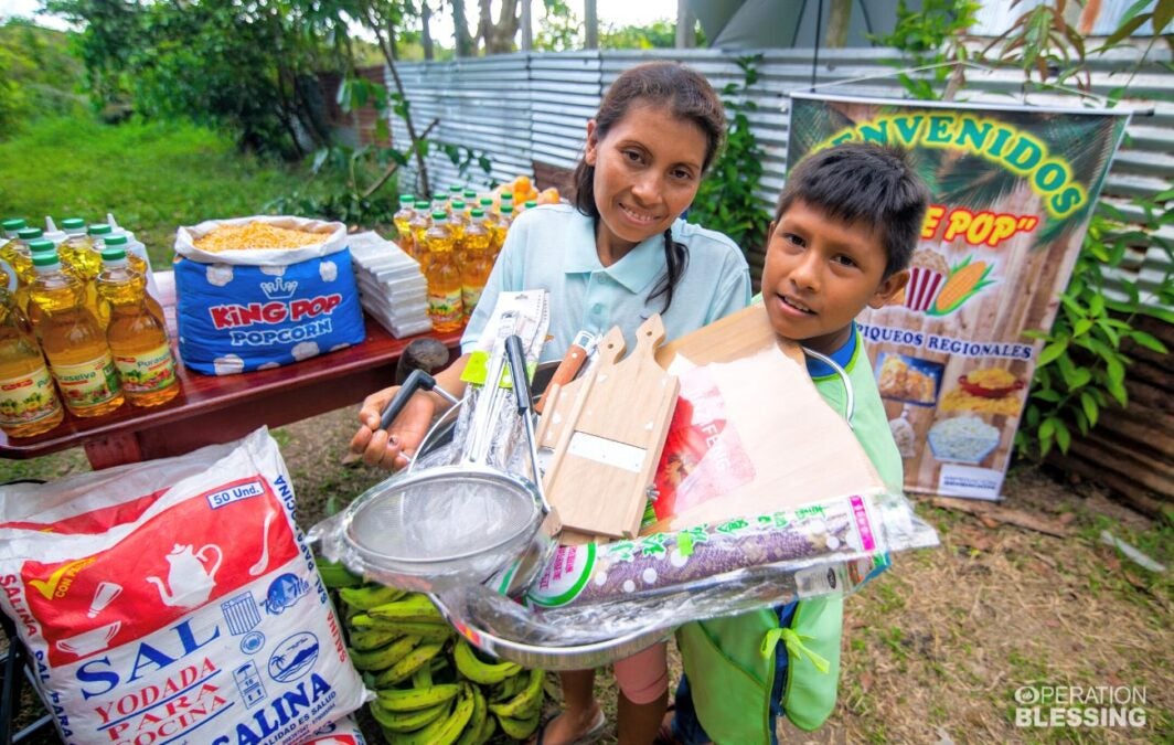 Peruvian family hunger relief
