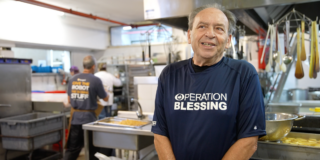 hot meals for hurting families