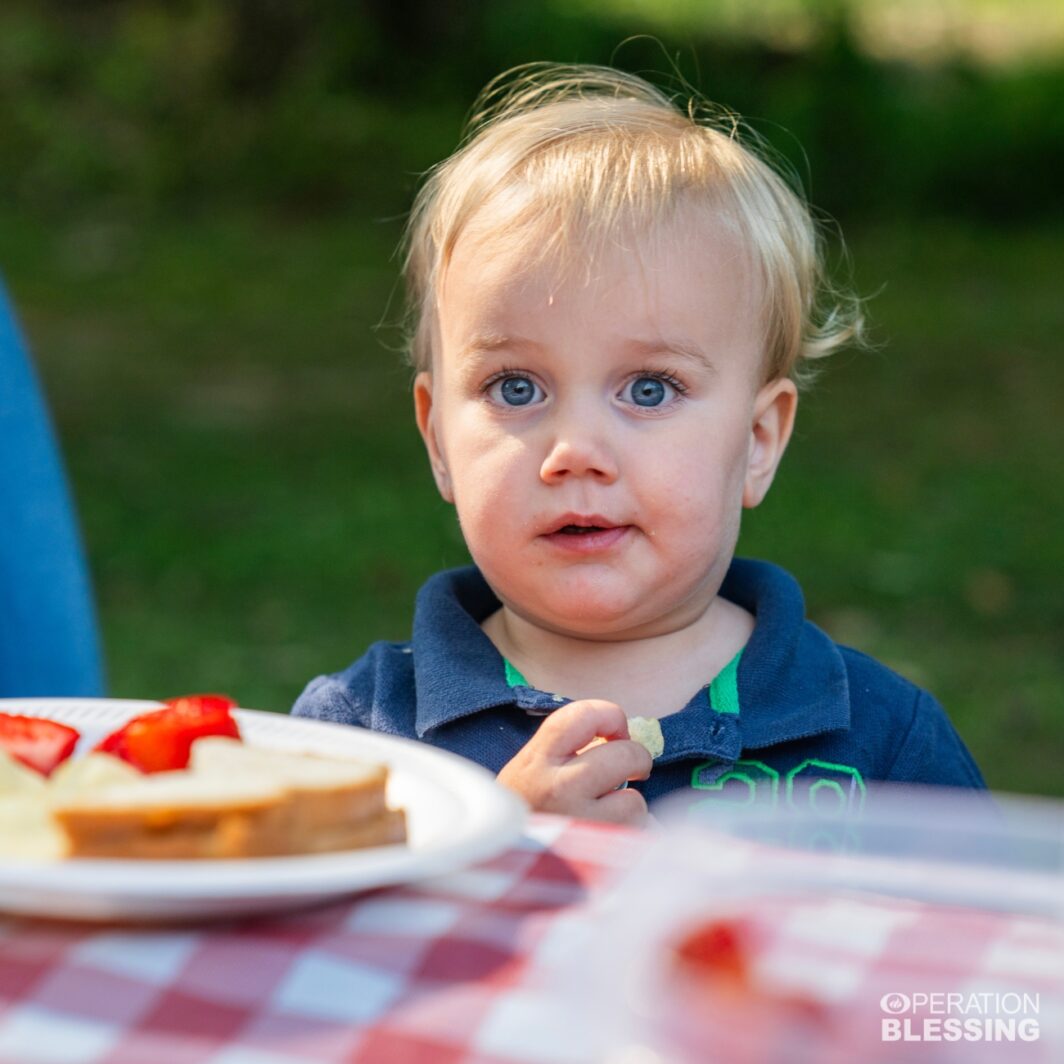 food for single mother families