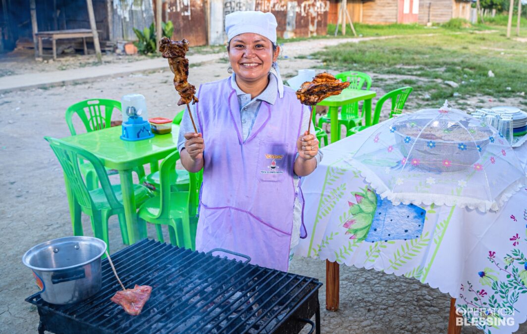 charity helping a family in iquitos