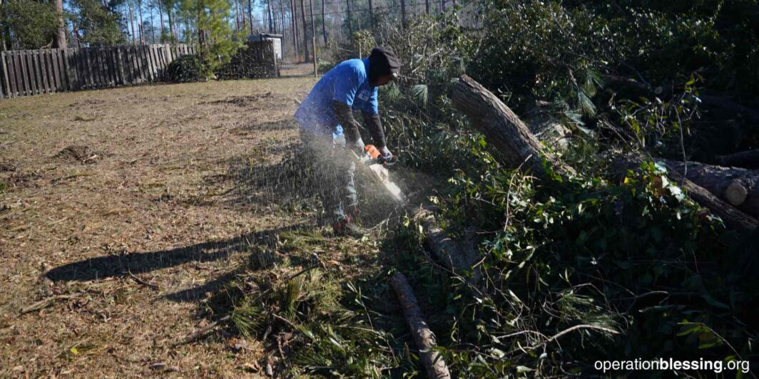 tornado disaster relief in cottonwood alabama