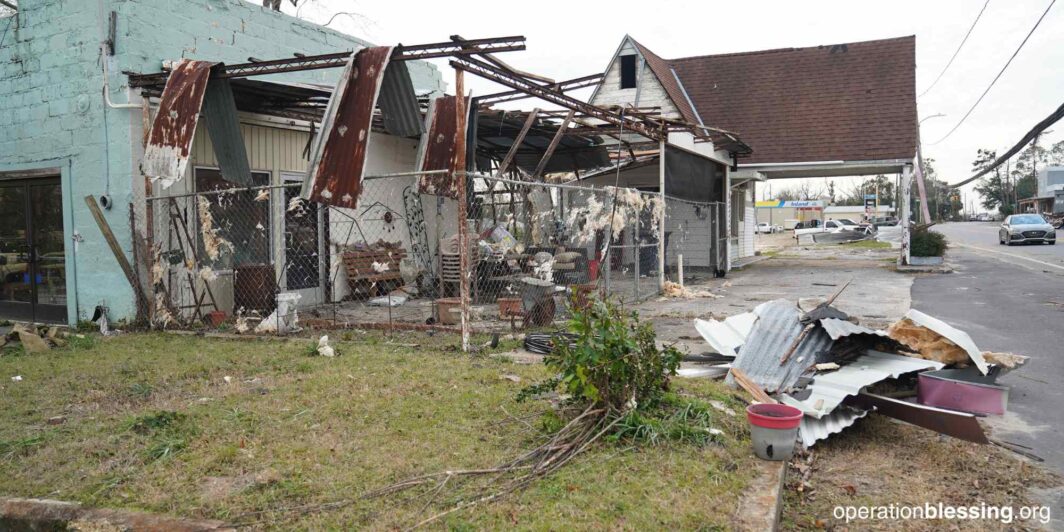 alabama tornado response