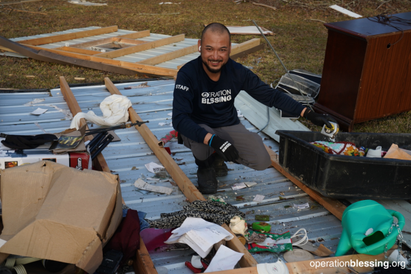 tornado relief volunteer