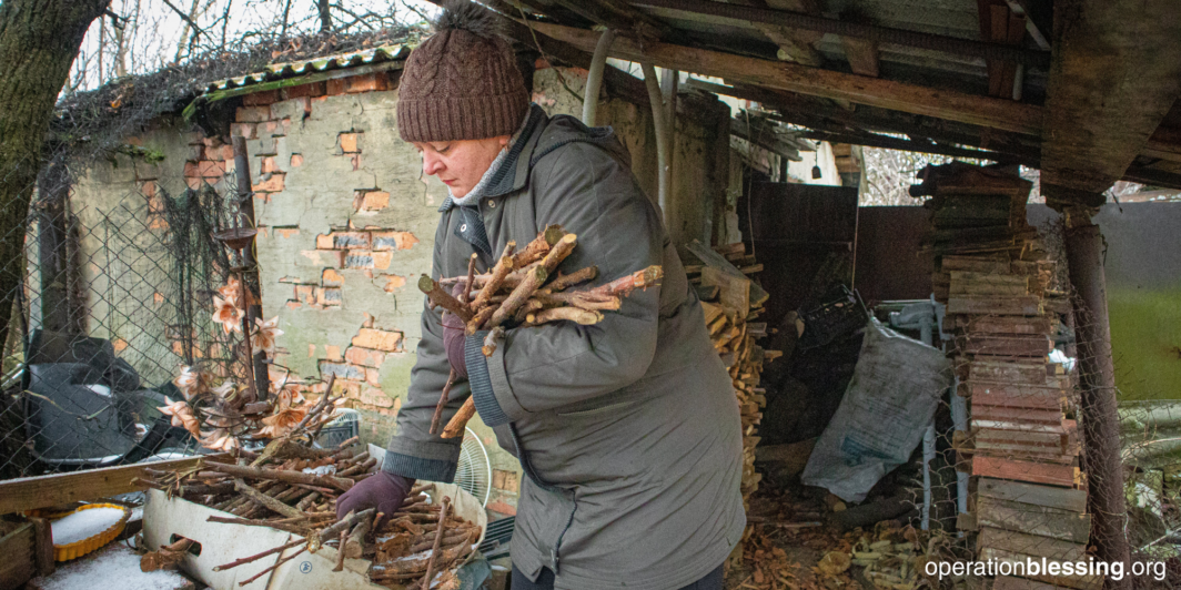 wood for Ukrainian war survivor