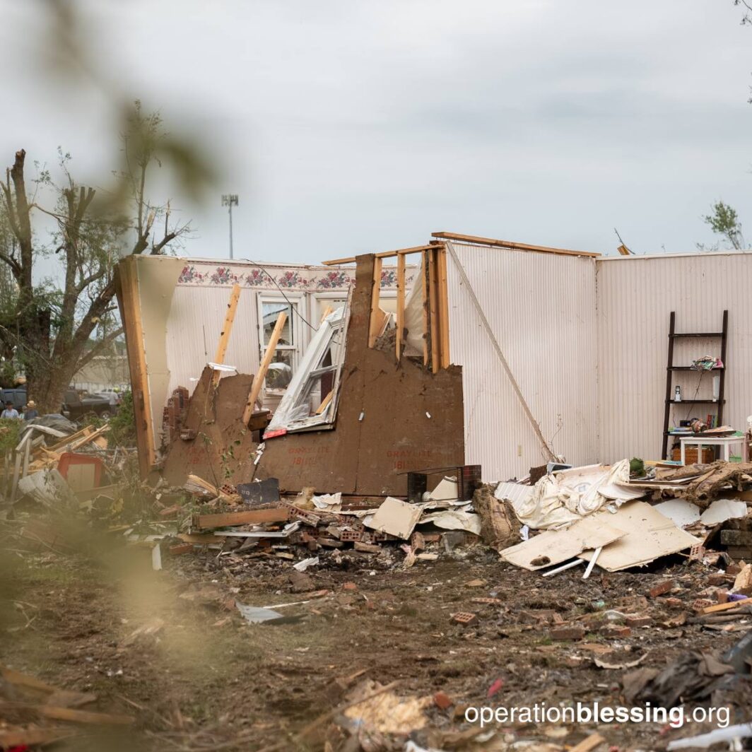 Kentucky tornado survivors