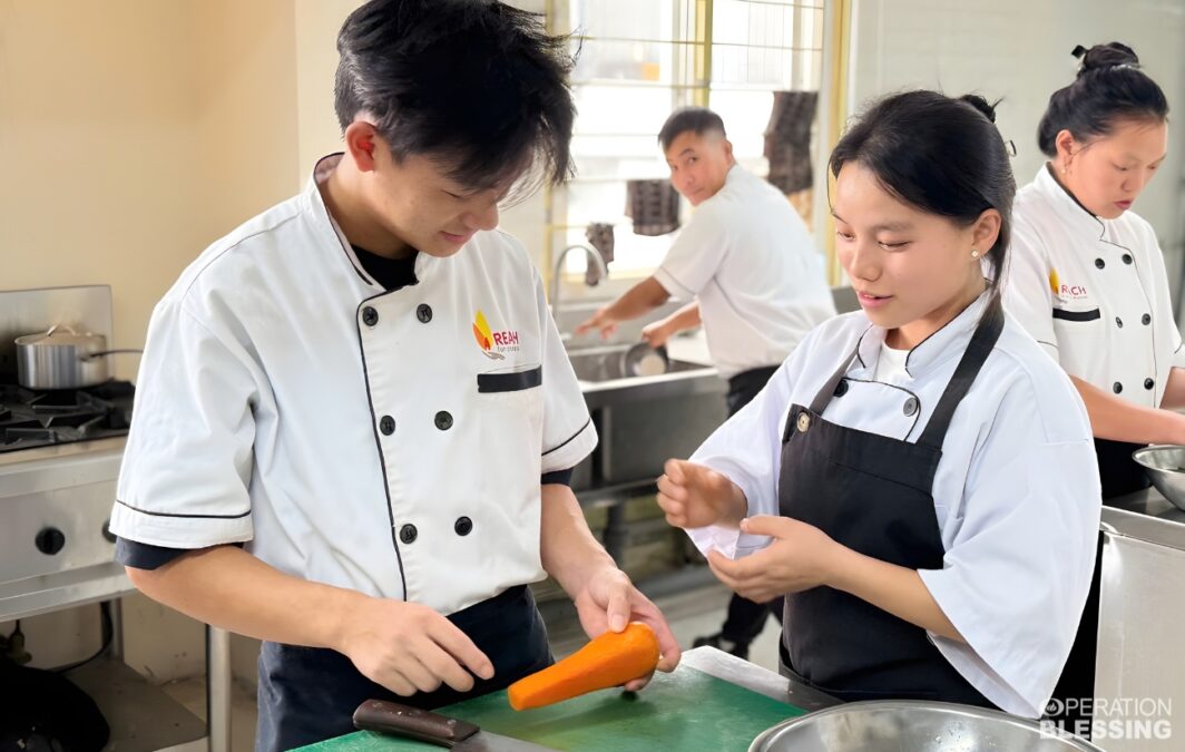 gift of cooking in Vietnam